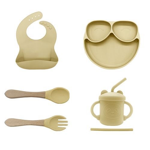 Set de alimentación para bebé con babero, cuenco, cuchara, tenedor y vaso para sorber