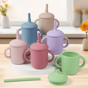Vaso para sorber o vaso de entrenamiento de silicona 2 en 1 para bebé con tapa de silicona, pajita de silicona y pajita de repuesto